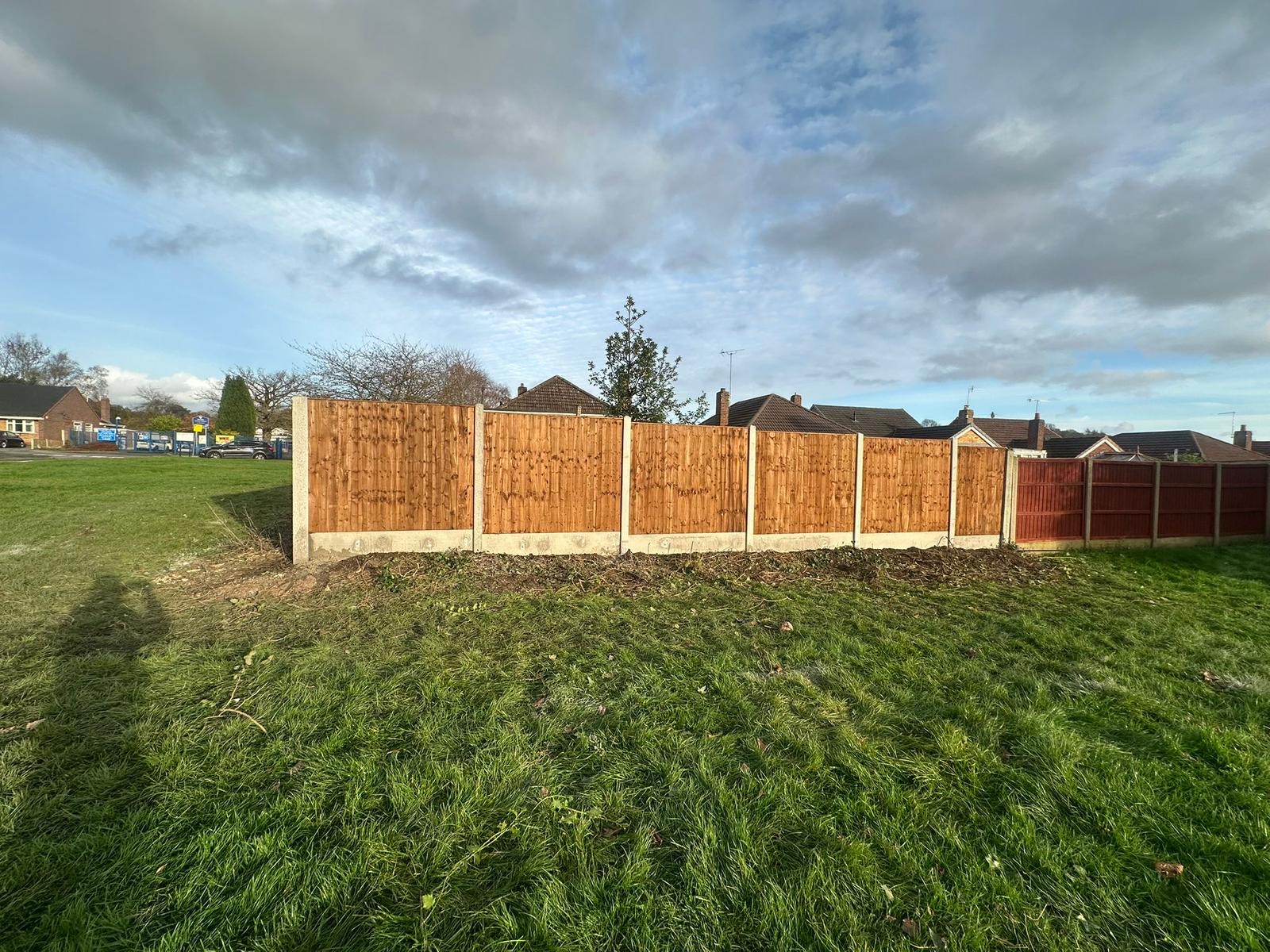 Decorative Picket Fencing